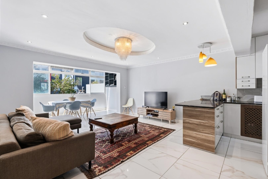 2 Bedroom Property for Sale in Sea Point Western Cape
